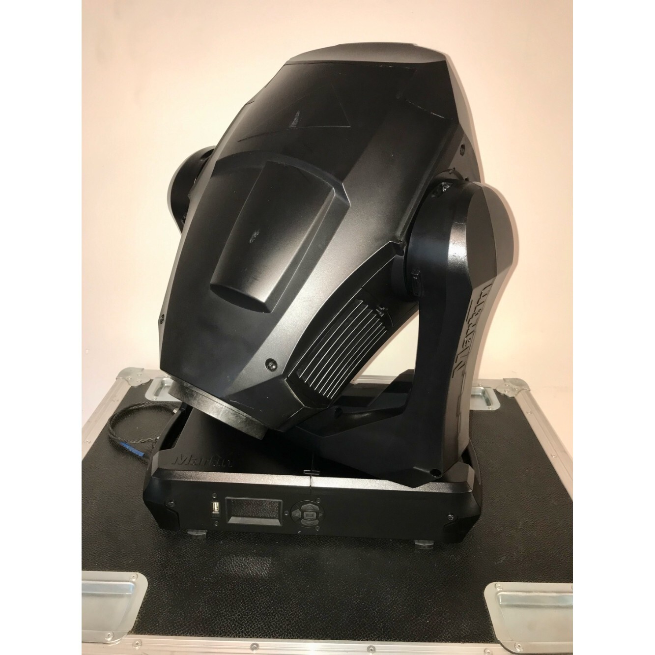 Used Martin MAC Quantum Spot for sale