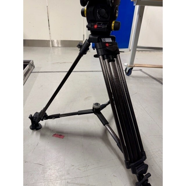 Used Vinten Vision 100 2-Stage Carbon Fibre Tripod System for sale