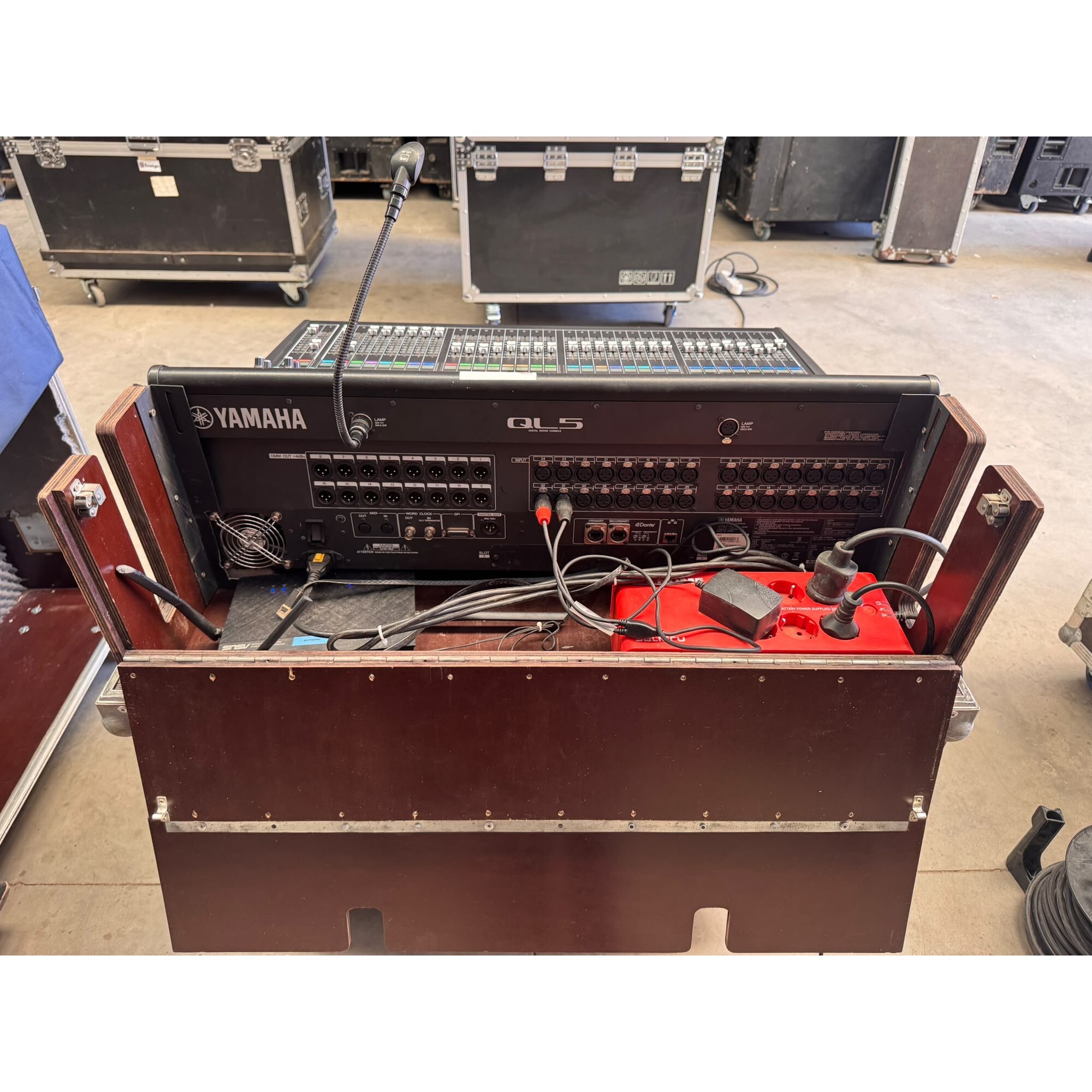 Used Yamaha QL5 for sale