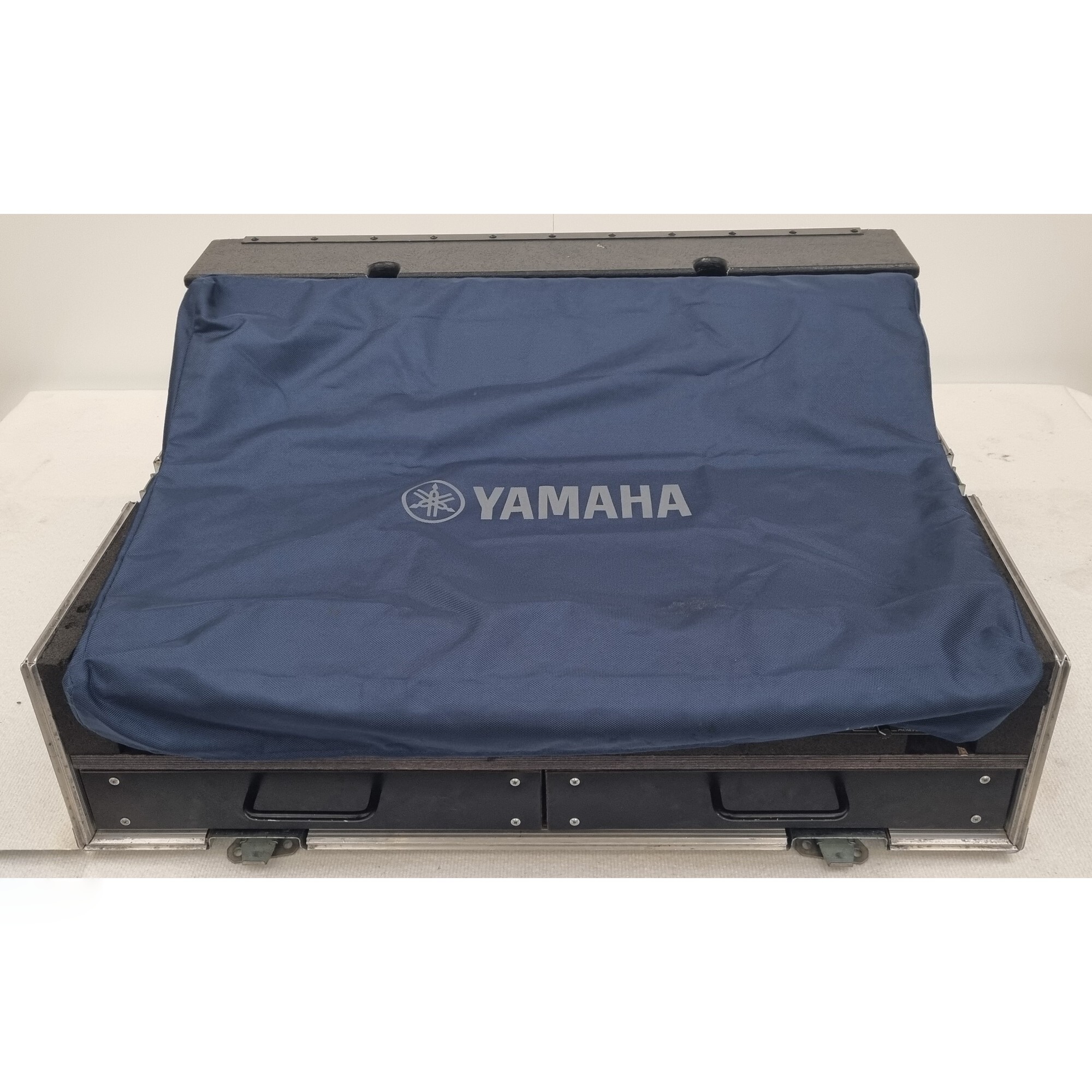 Used Yamaha QL5 for sale