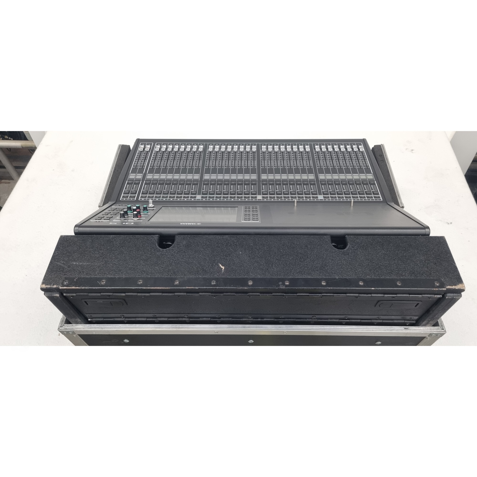 Used Yamaha QL5 for sale