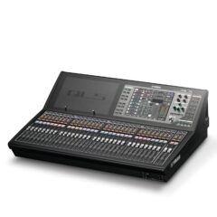 Used Yamaha QL5 for sale