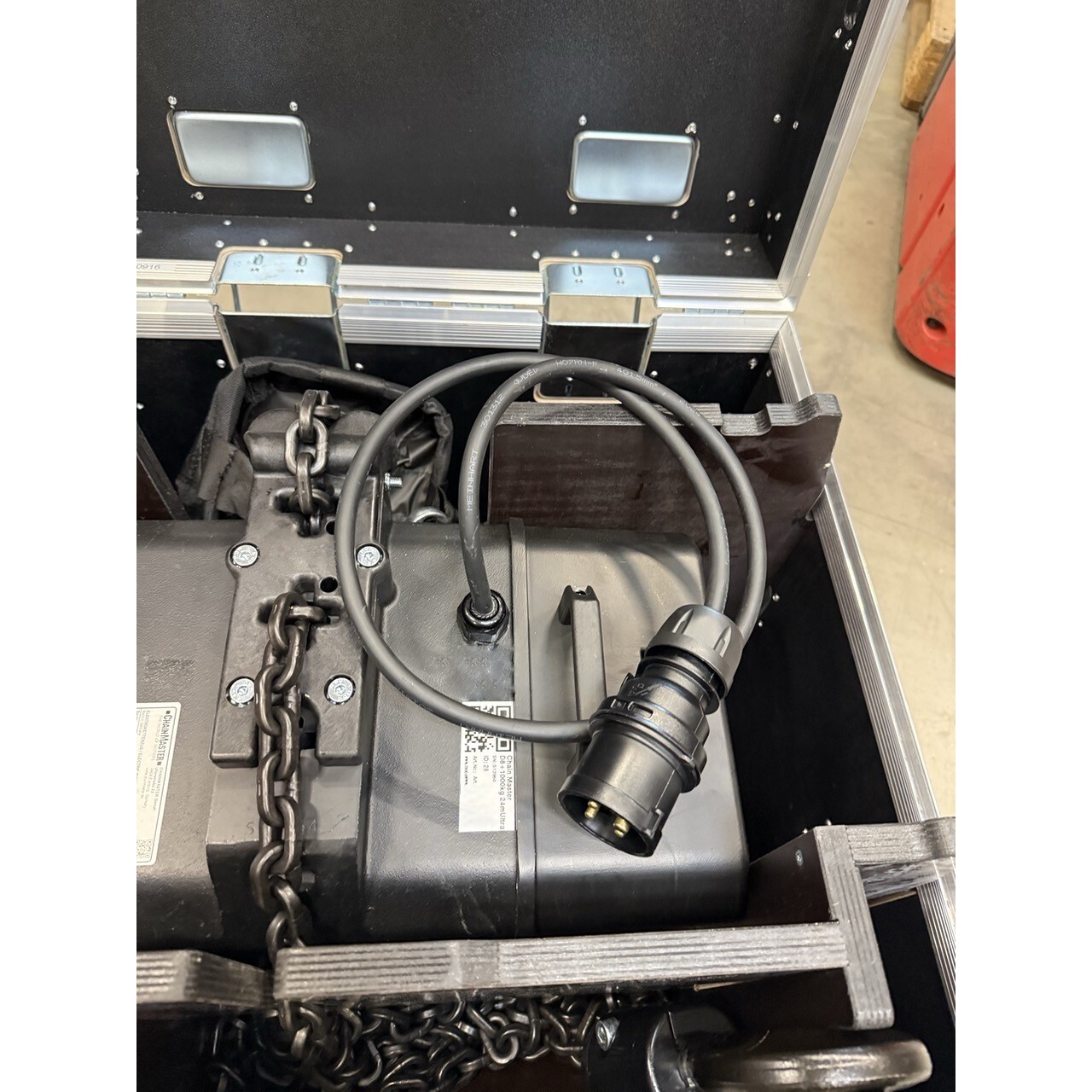 Used ChainMaster D8+ 1000kg 24m Ultra for sale